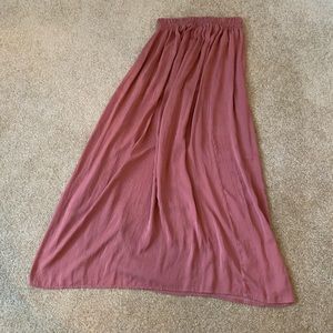 Forever 21 long skirt not see-through light weight